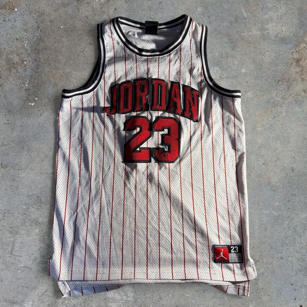 Jordan Michael Jordan 23 White Pinstripe Basketball Jersey Size Youth XL
